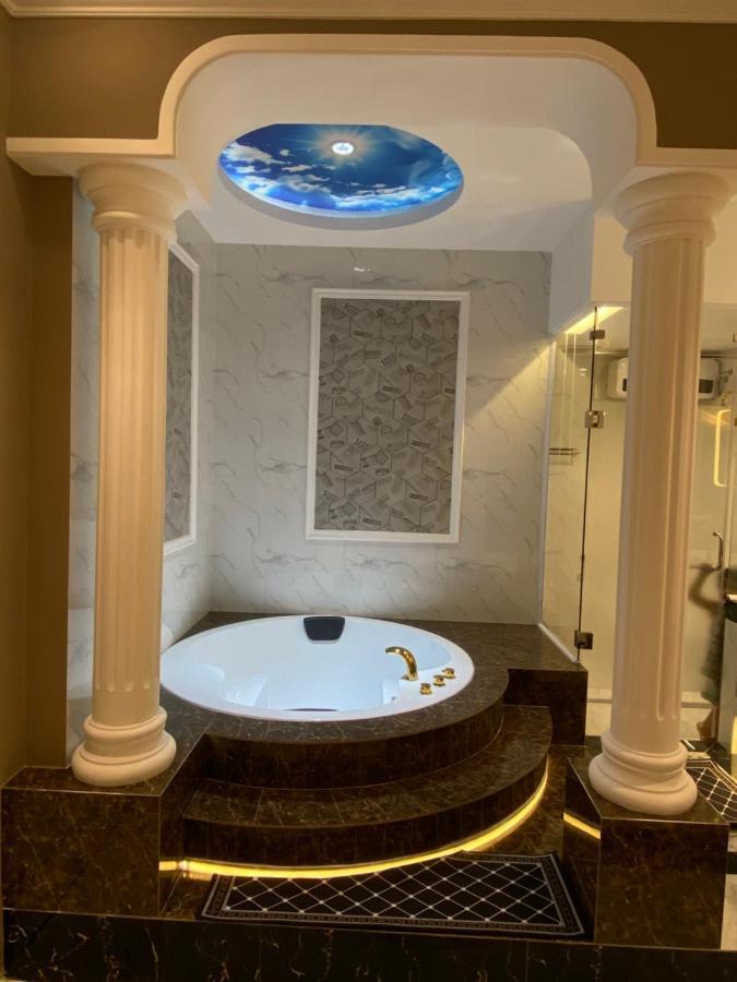 Phuoc Hung 1 Hotel Vinh Long Exterior photo